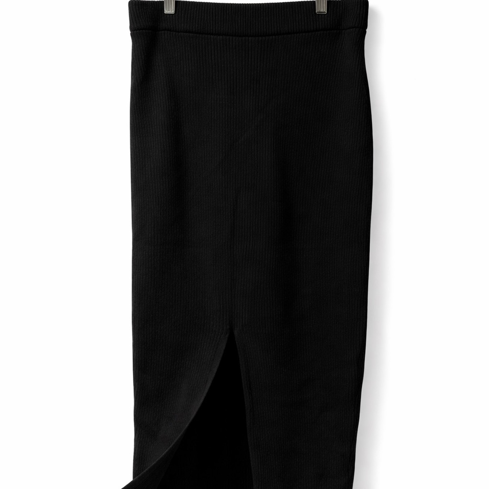 Elegant Black Women's Skirt
